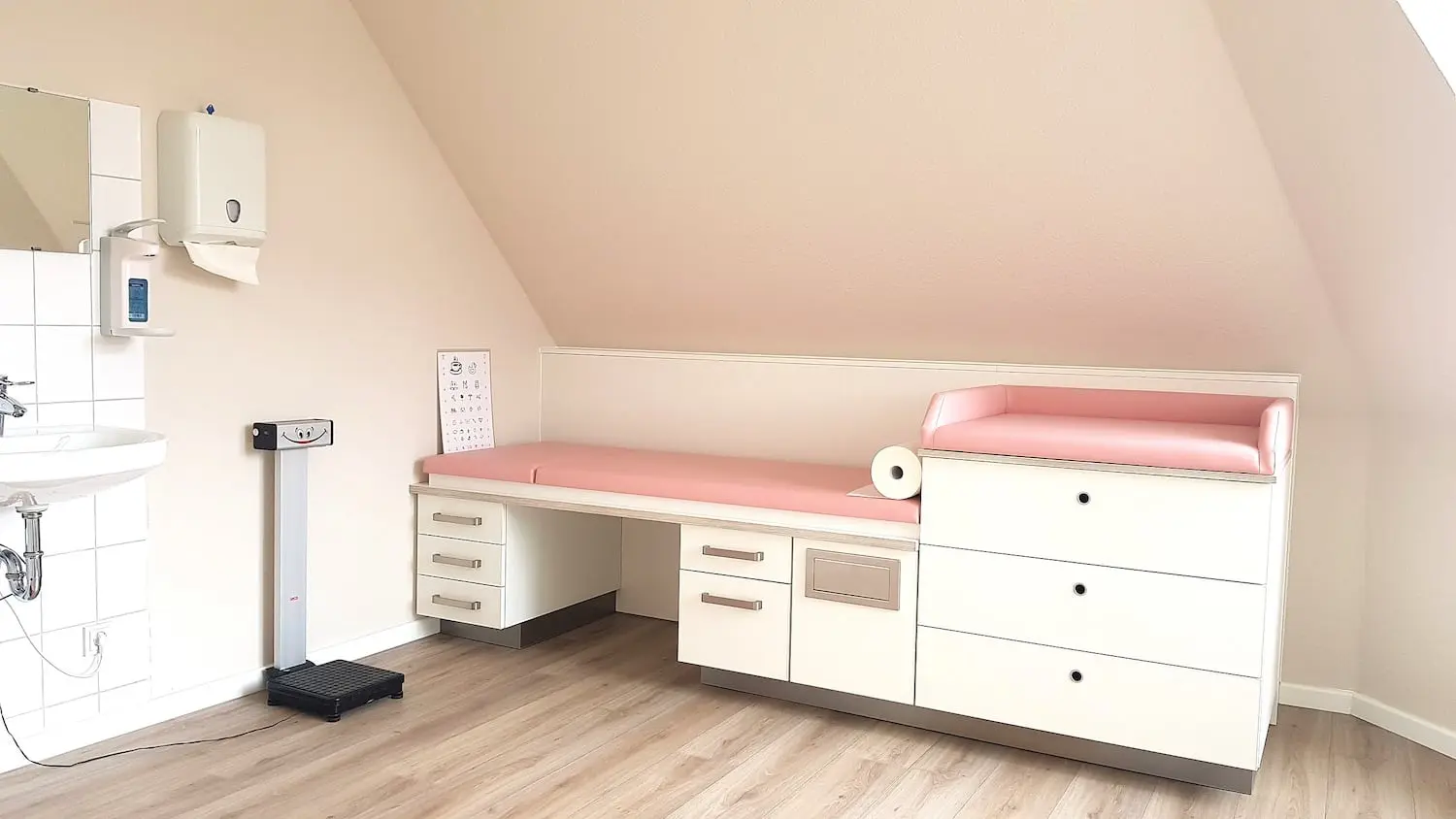 kinderarztpraxis-3-liege-1b